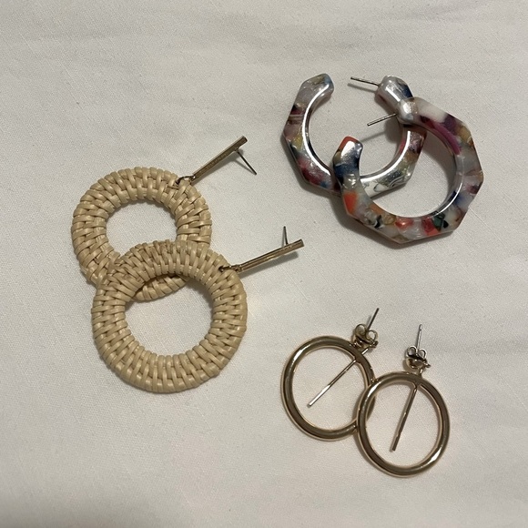 Assortment of 3 Sets of Earrings - Acrylic Multicolor Hoops, Rattan, and Gold - Picture 8 of 8